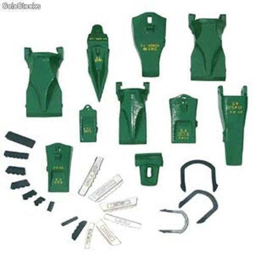 cat - esco - volvo - feurst - futura et ses clavettes